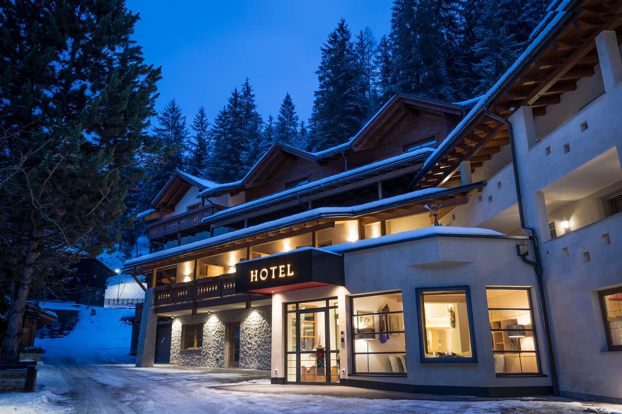 Albergo Posta Pederoa La Valle Bagian luar foto